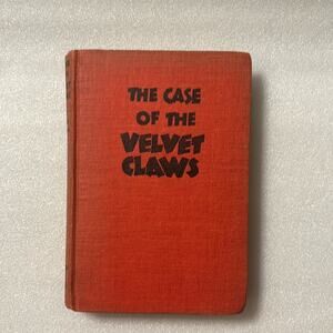 The Case of the Velvet Claws (Perry Mason Series Book 1) May 1945 VTG Vintage